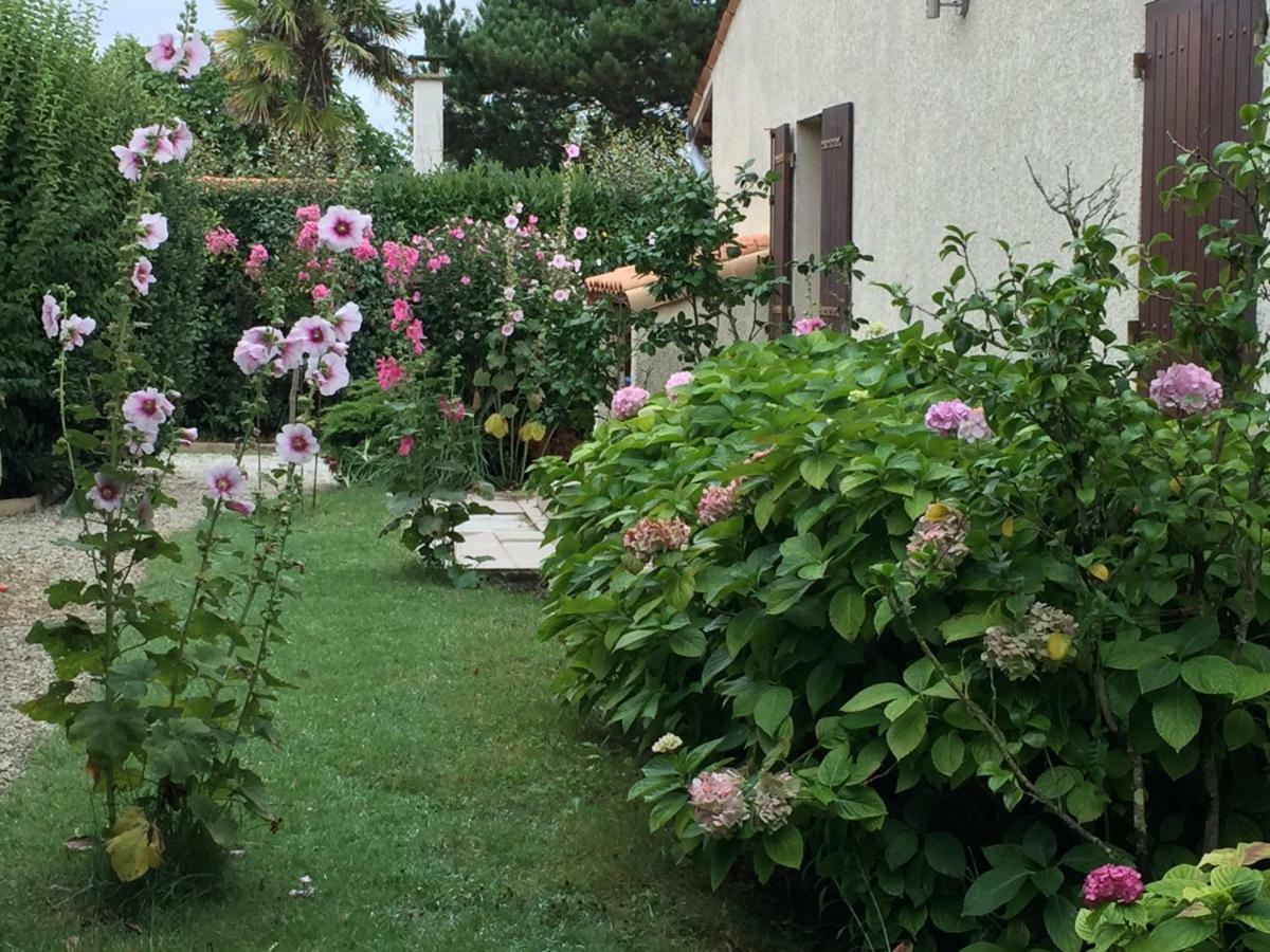 Holiday home Chez Pierrot Et Gisele Meschers-sur-Gironde